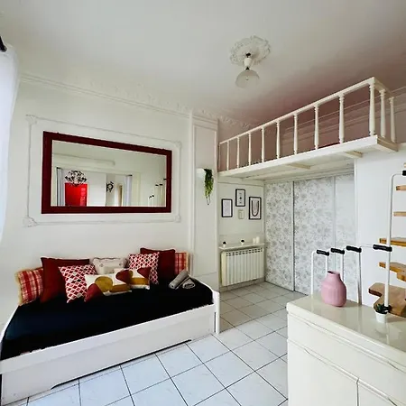 L'imperator - Prive 4 A 6 Couchages Apartment *